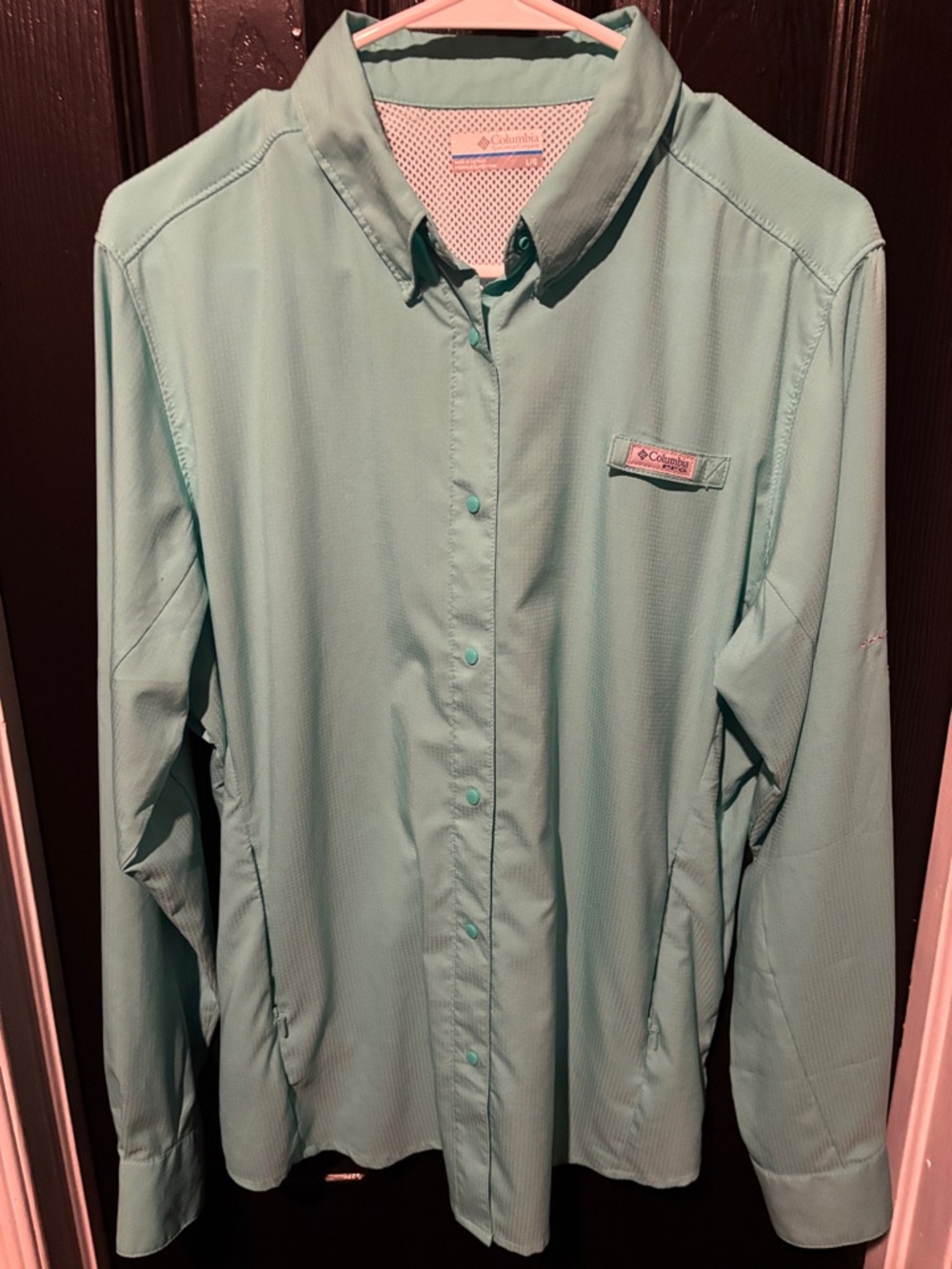 Columbia Women's Long Sleeve Button Front Shirt Mint Green